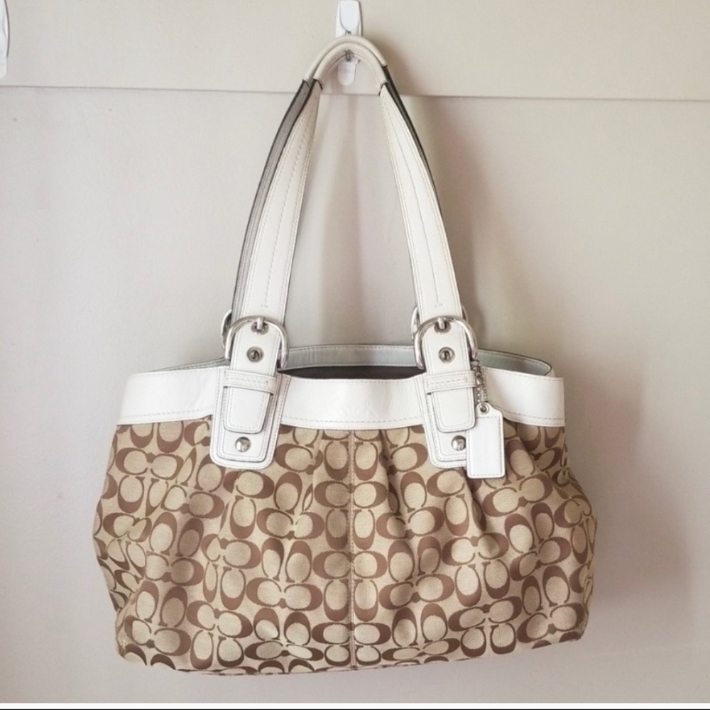 Coach Xlarge signature bag tan & white 18x11x4